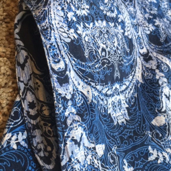 Peaches uniform xs scrub top. - Picture 4 of 7